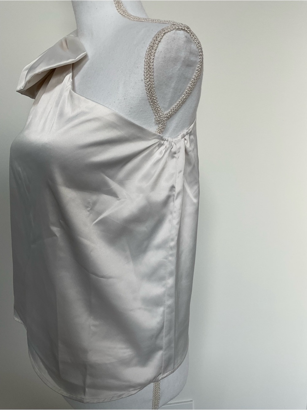 VENUS One-Shoulder Satin Camisole with Shoulder Bow in Cream - Picture 5 of 8